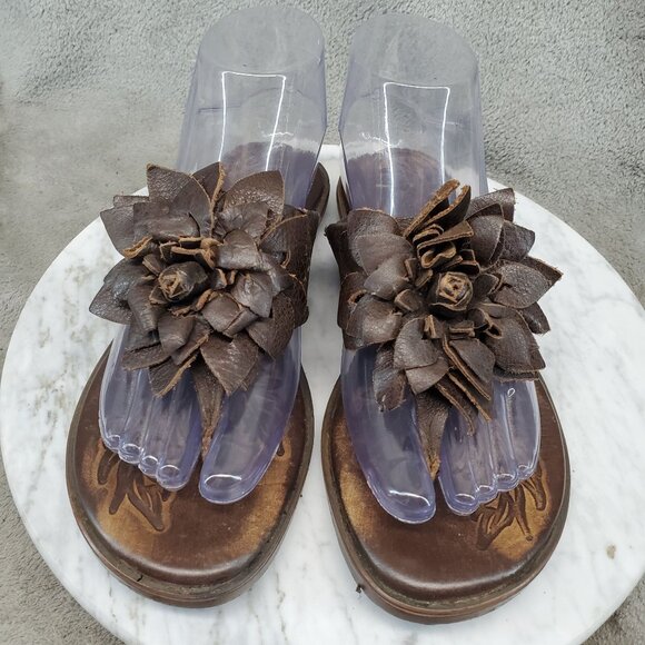 Born Shoes Womens Size 6 M/W Astrid Flower Brown Leather Thong Sandals - Picture 6 of 10